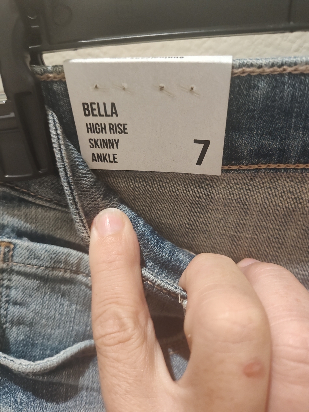 NWT Eunina Distressed Light Blue Women's Jeans Size 7 - Picture 3 of 5